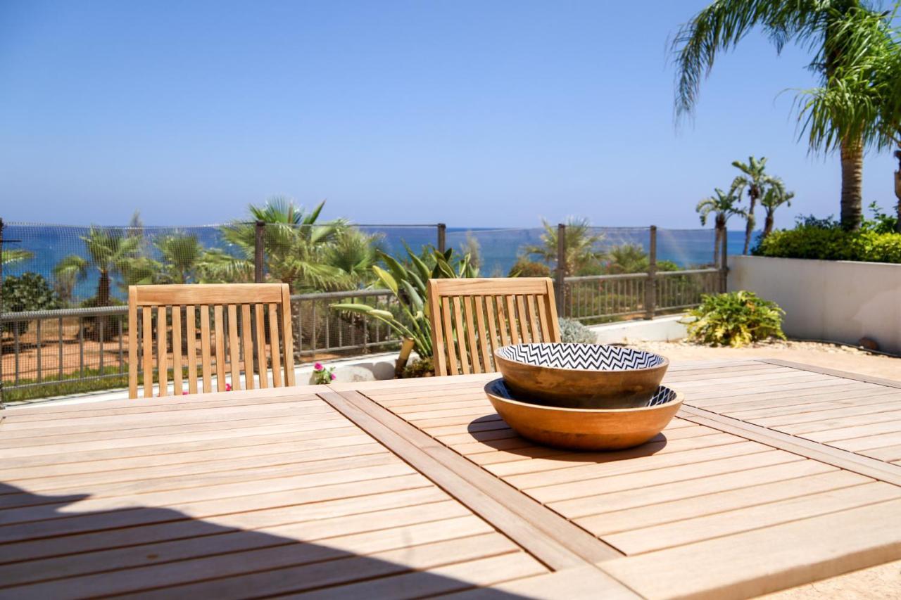 Phaedrus Living: Seaside Luxury Villa Anafi パラリムニ エクステリア 写真